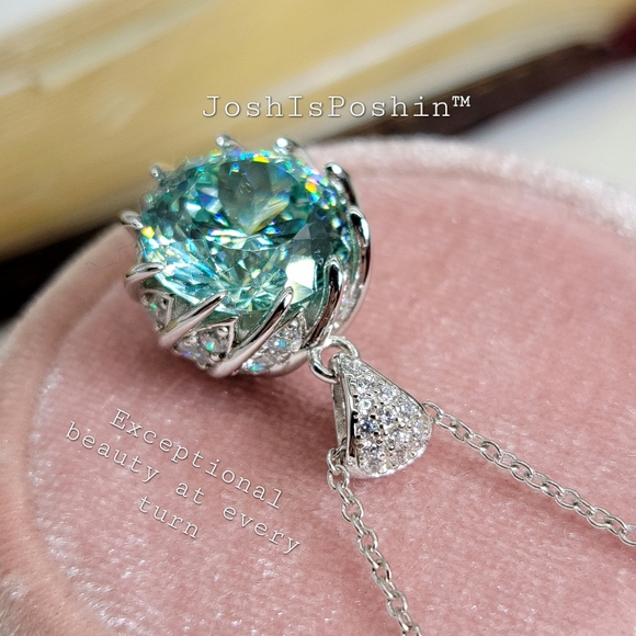 6.79 CT. T.W. portuguese cut green-blue diamond pendant necklace in 925 silver - Picture 13 of 17